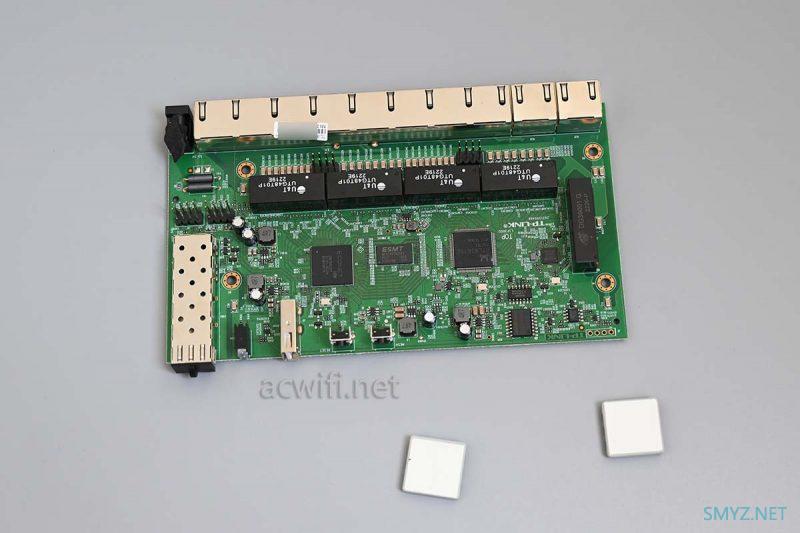 TP-LINk TL-R4111GP-AC拆机，有个2.5G SFP