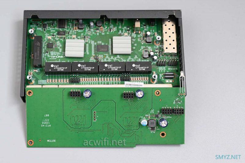 TP-LINk TL-R4111GP-AC拆机，有个2.5G SFP