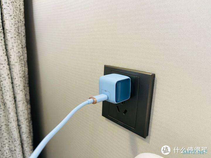 努比亚大白20W PD快充套装测评，iPhone原装同款芯片，用的放心