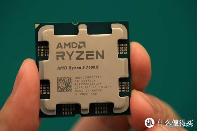 用料十足，小身材大能量，技嘉小雕B650M AX评测体验