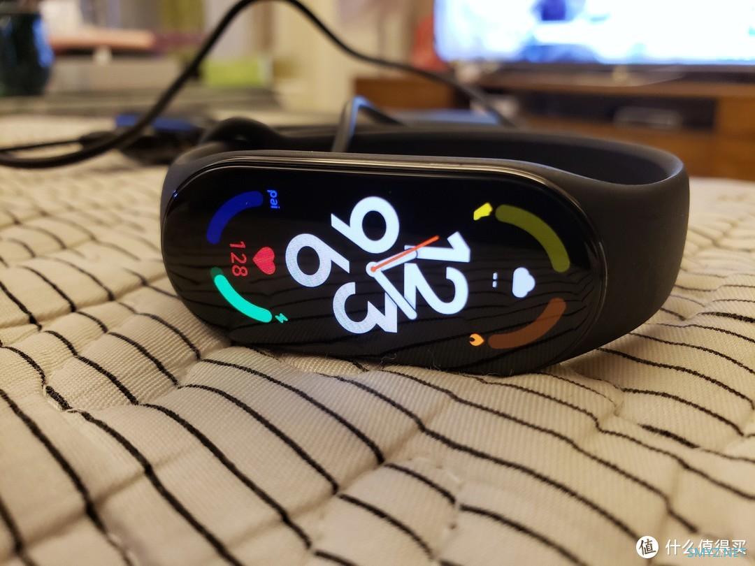 数码 篇十:虽然8代已上市,还是入了小米手环7。 数码 篇十:虽然8代已上市,还是入了小米手环7。