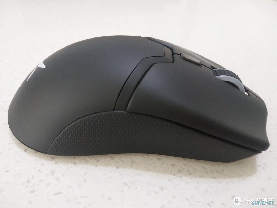 配置高,手感好,多彩 M800Pro 游戏鼠标,值得推荐! 配置高,手感好,多彩 M800Pro 游戏鼠标,值得推荐!