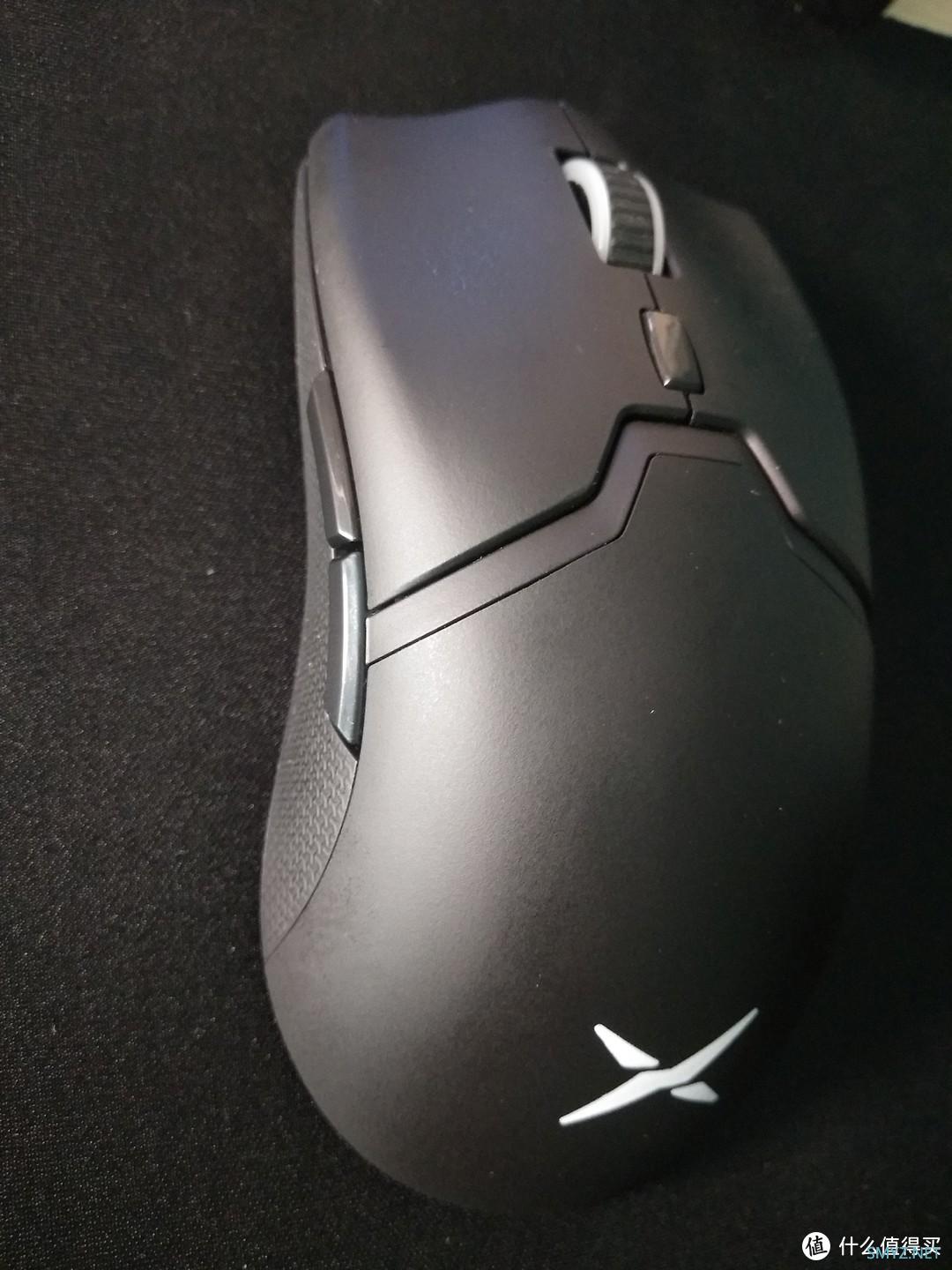 配置高,手感好,多彩 M800Pro 游戏鼠标,值得推荐! 配置高,手感好,多彩 M800Pro 游戏鼠标,值得推荐!