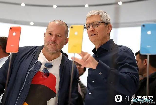 iPhone14售价4649，iPhone15售价4949，选哪款答案很明显了