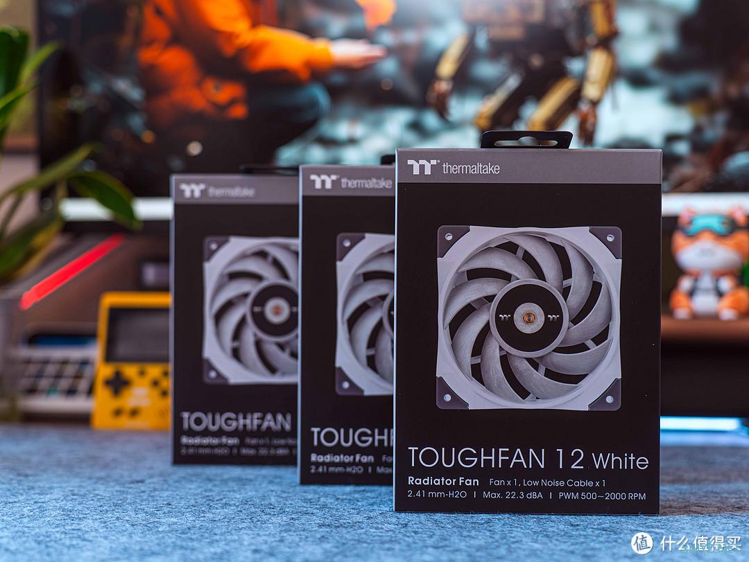装机不求人 篇四十一：紧凑小机身、性能不妥协｜B760刀锋+索泰4070TI+机械大师C28小视界 装机展示