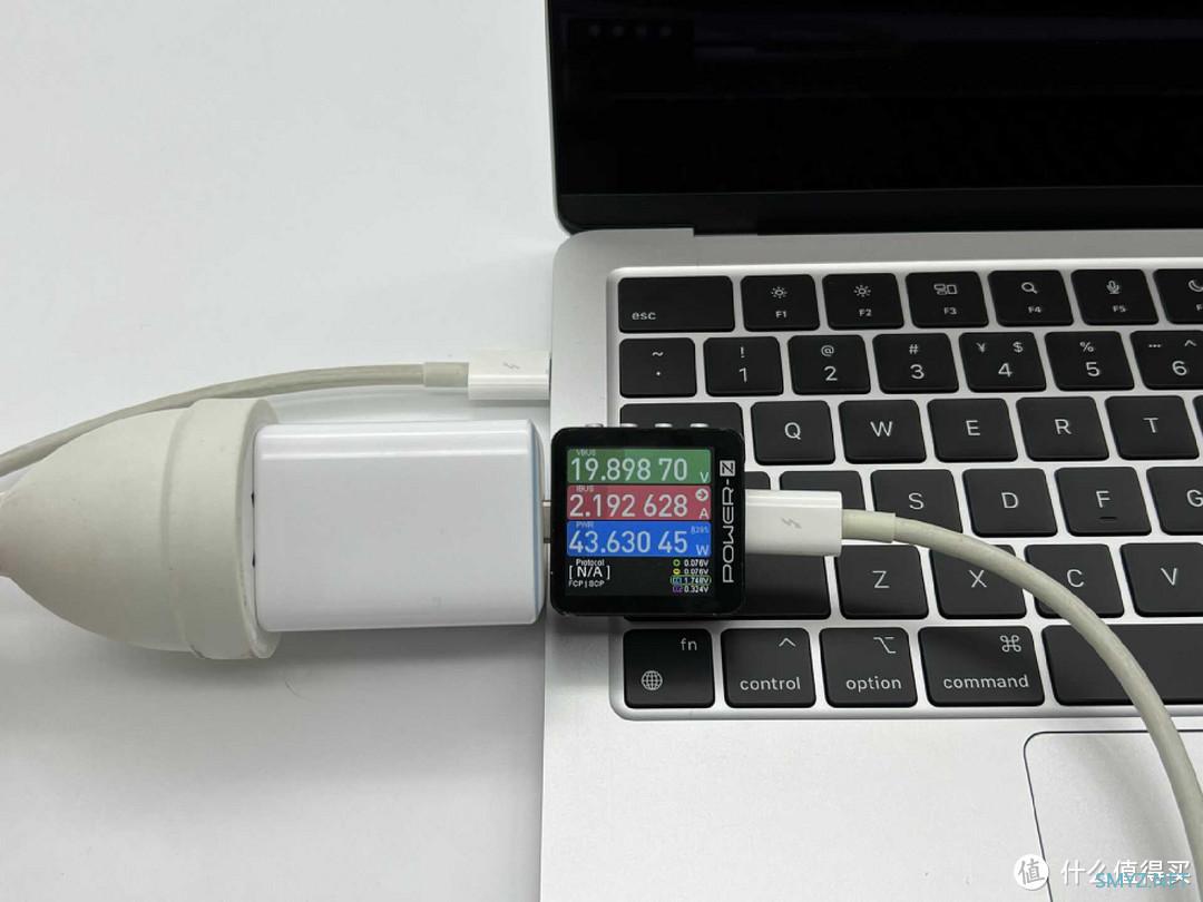 评测MacBook Air M3 2024笔记本电脑：52.6Wh续航能量，30W/35W/70W选配充电