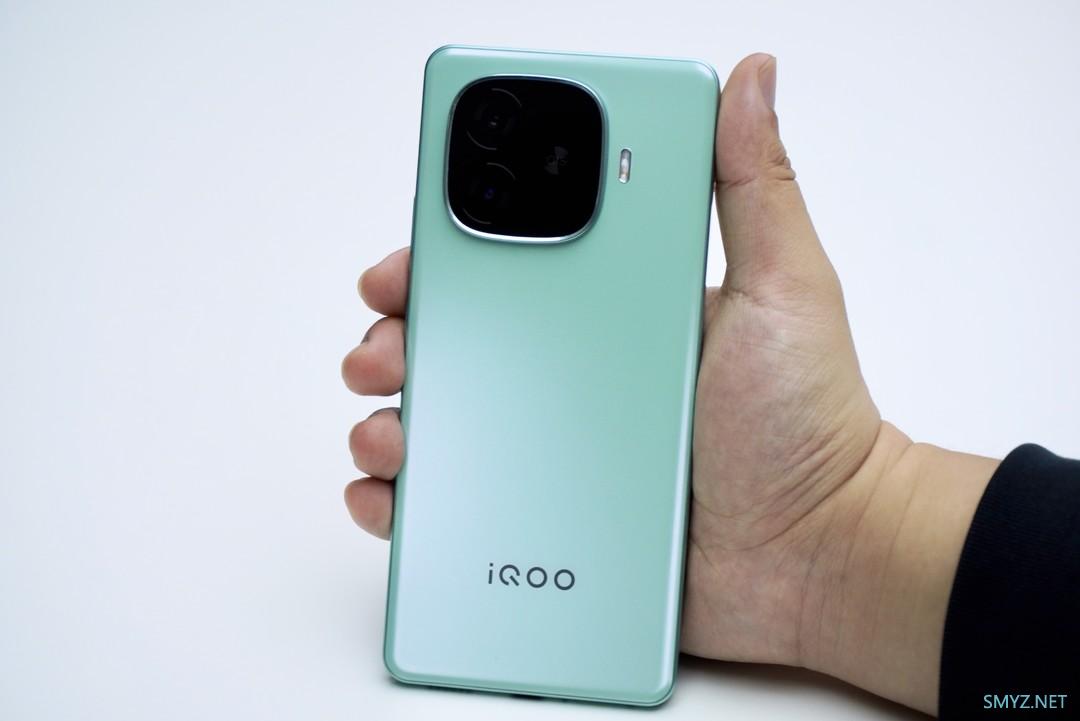 PhoneTalk：轻薄、续航、性能，iQOO Z9 Turbo表示我全都要，iQOO Z9 Turbo上手体验