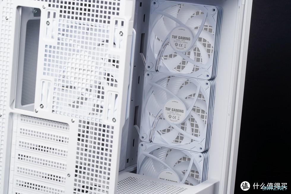 华硕 TUF GT302+Z790吹雪S+TUF 4070Ti Super 打造纯白华硕装备库主机