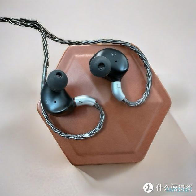 飞傲 FH19耳机——为音乐发烧友量身定制的音质之选