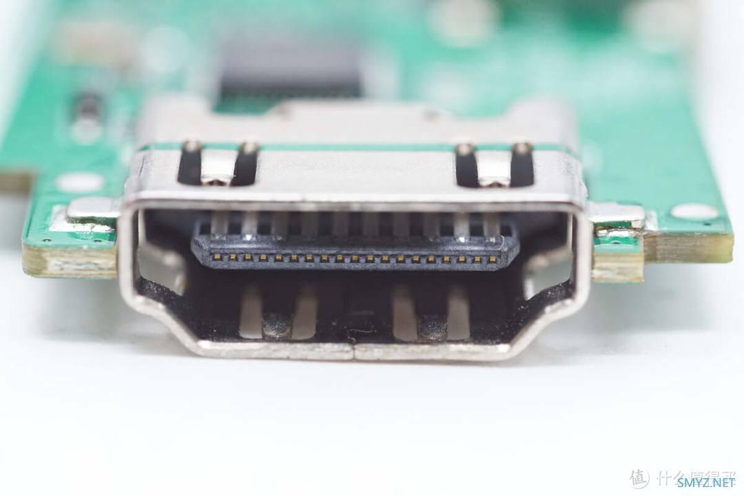 拆解报告：aigo 4K USB-C多功能扩展坞T05-H3