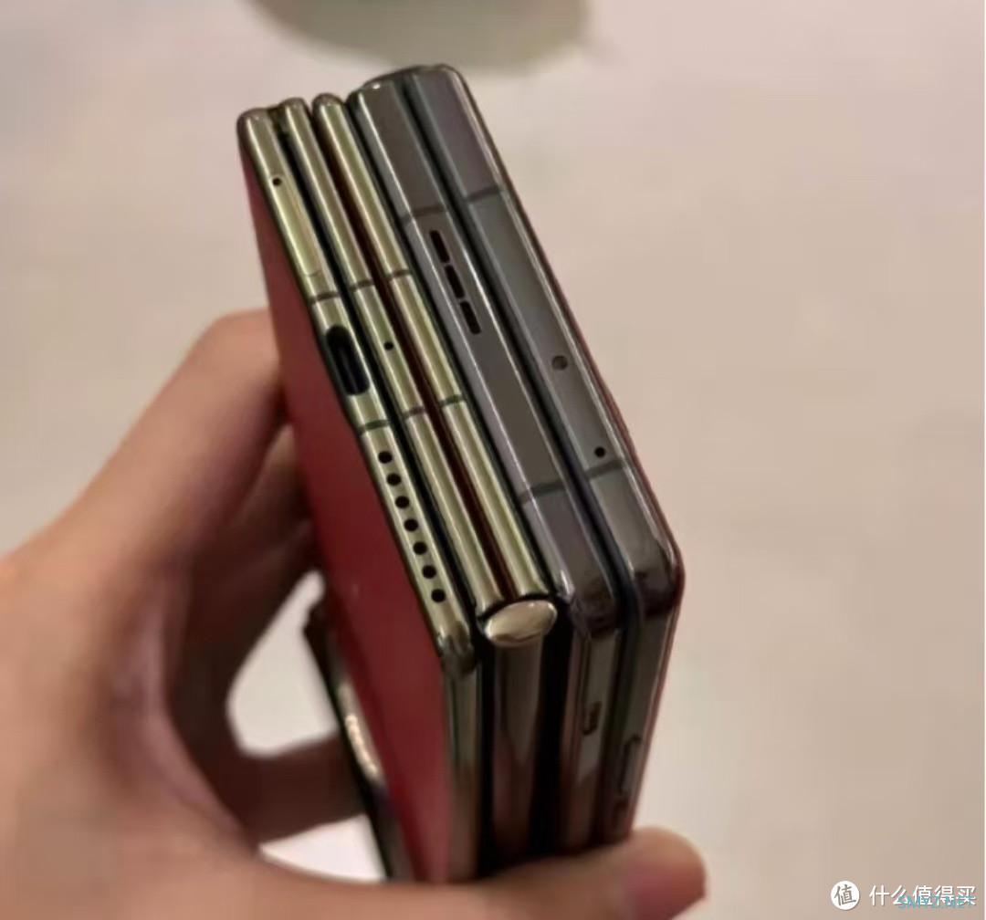 华为三折叠手机：热度不减的创新之作