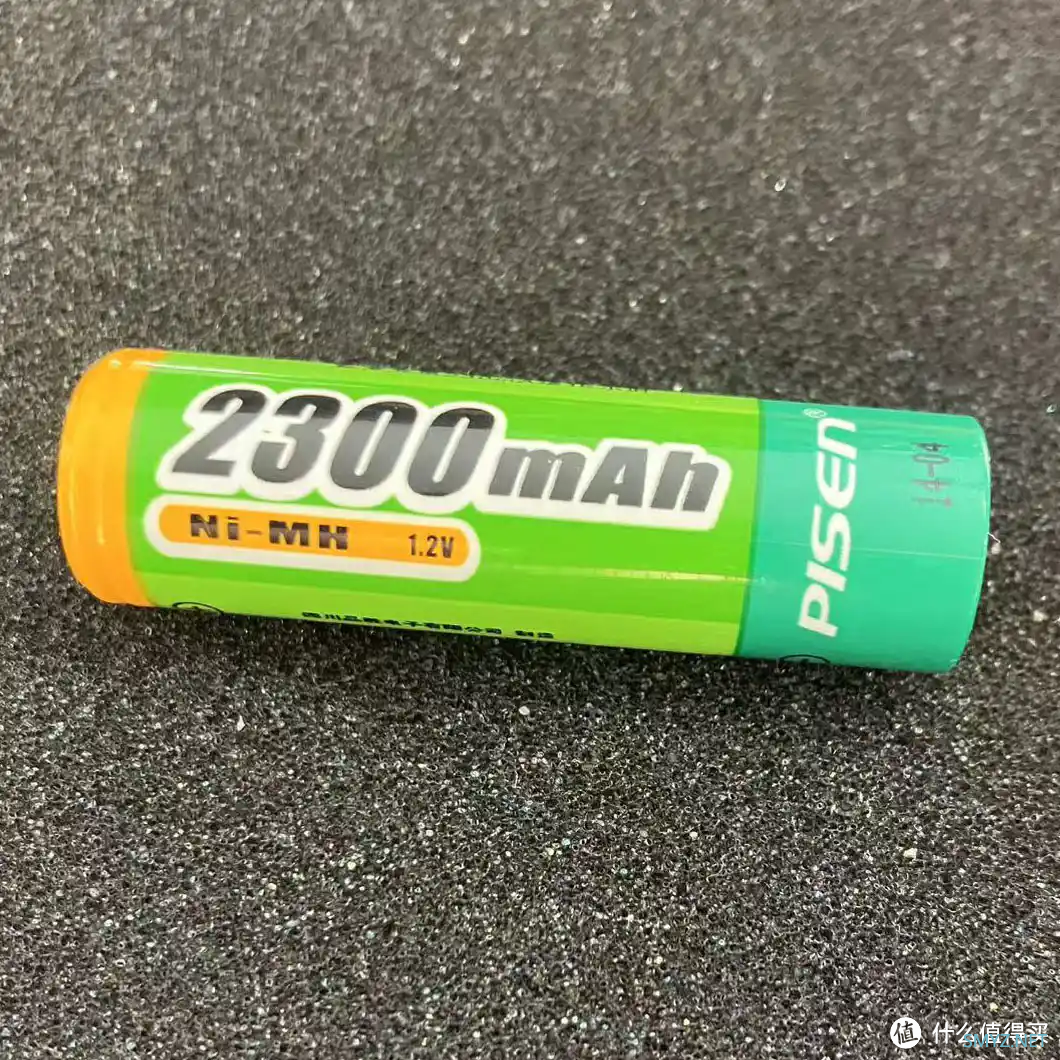 你的「刻板印象」该翻篇了：家用电池分类及安全使用指南